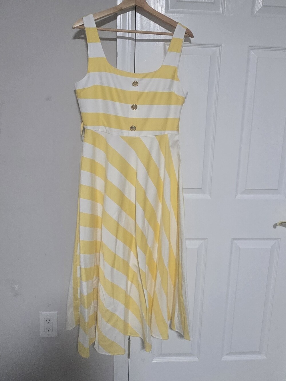 Zara Yellow and White Striped Square-Neck Midi Dress - Picture 13 of 16